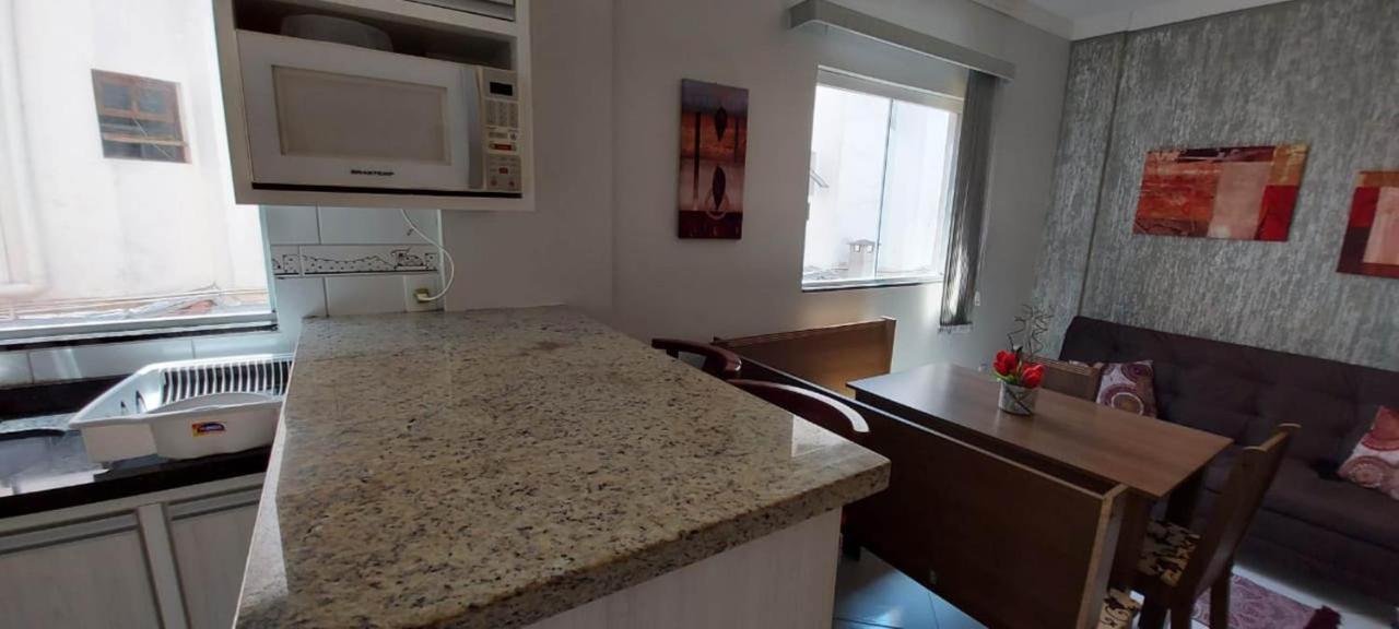 Aconchegante Apartamento Pe Na Areia Na Praia De Ingleses Gaivotas 70M Do Mar Florianópolis Eksteriør billede