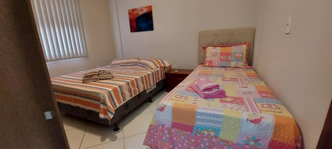Aconchegante Apartamento Pe Na Areia Na Praia De Ingleses Gaivotas 70M Do Mar Florianópolis Eksteriør billede